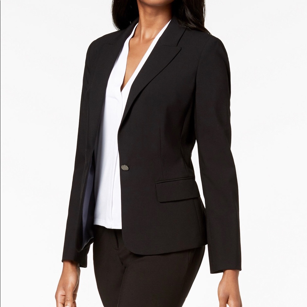 Calvin Klein ladies blazer, size 6, fully lined